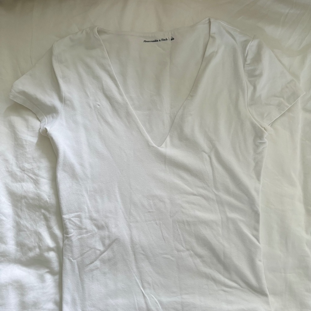 Abercrombie V Neck Short Sleeve Bodysuit